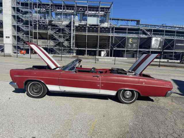 Mercury Comet Convertible 1966 image number 8