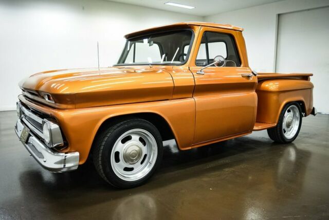 Chevrolet C-10 1966 image number 2