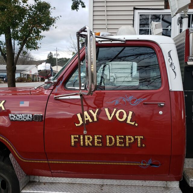 Dodge Power Wagon 1979 image number 1