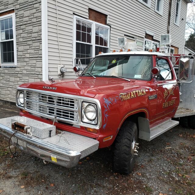 Dodge Power Wagon 1979 image number 12