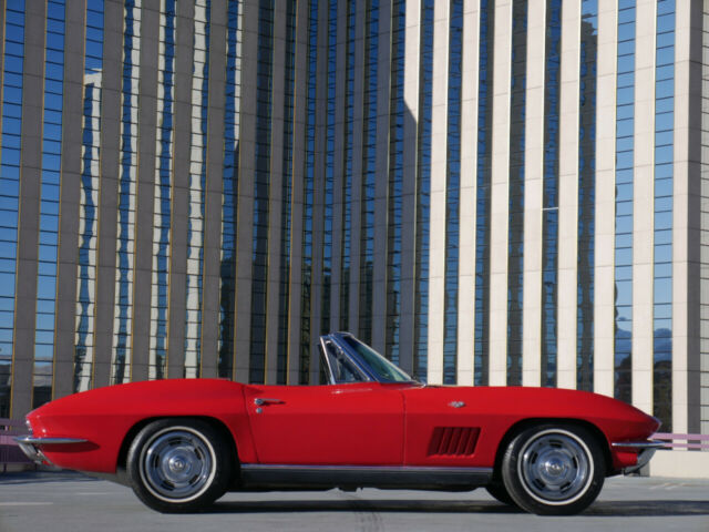 Chevrolet Corvette 1967 image number 22