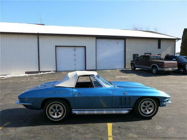 Chevrolet Corvette Convertible, 1965 image number 11