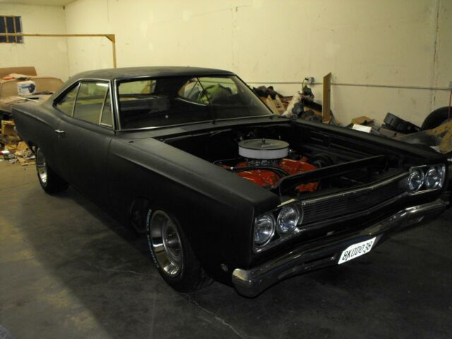 Plymouth Road Runner 1968 image number 1