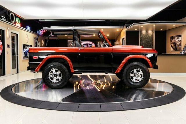 Ford Bronco 1970 image number 33