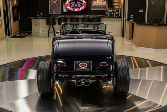 Ford Roadster 1932 image number 14