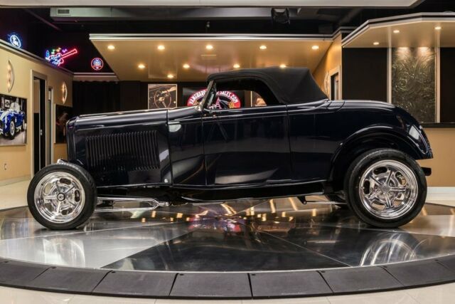 Ford Roadster 1932 image number 17