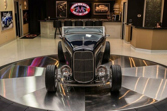 Ford Roadster 1932 image number 7