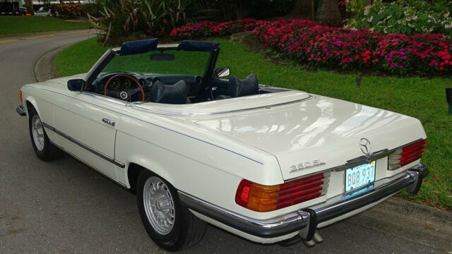 Mercedes-Benz SL-Class 1972 image number 25