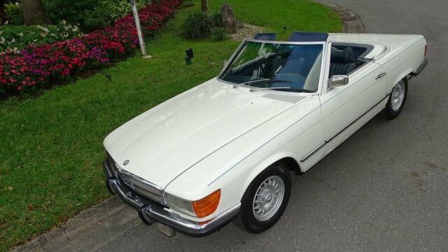 Mercedes-Benz SL-Class 1972 image number 29