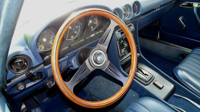 Mercedes-Benz SL-Class 1972 image number 40