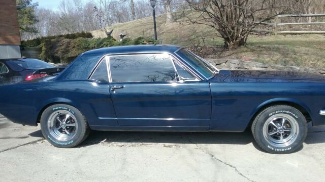 Ford Mustang 1966 image number 1