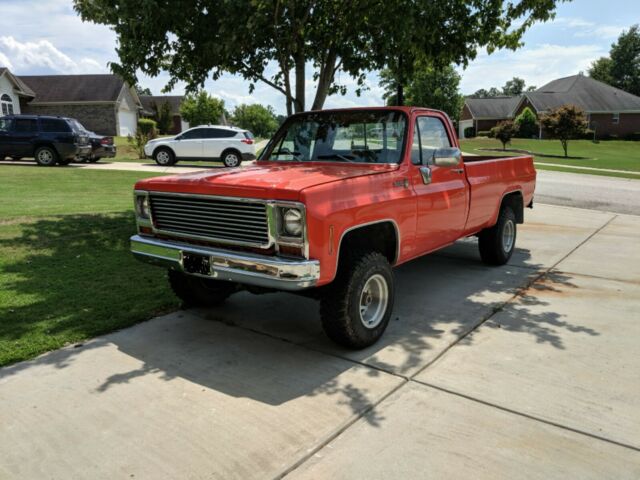 Chevrolet C/K Pickup 1500 1976 image number 0