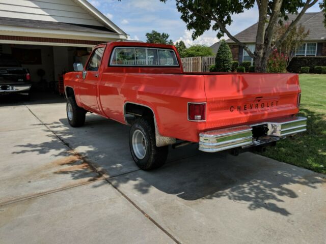 Chevrolet C/K Pickup 1500 1976 image number 4