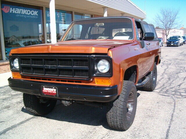 GMC Jimmy 1974 image number 0