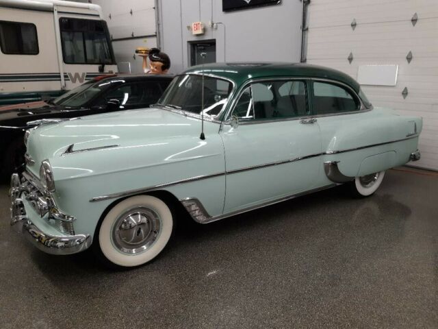 Chevrolet Bel Air/150/210 1954 image number 22