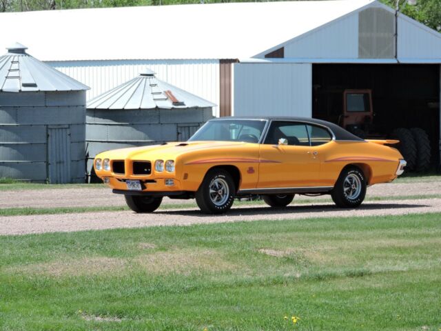 Pontiac GTO 1970 image number 0