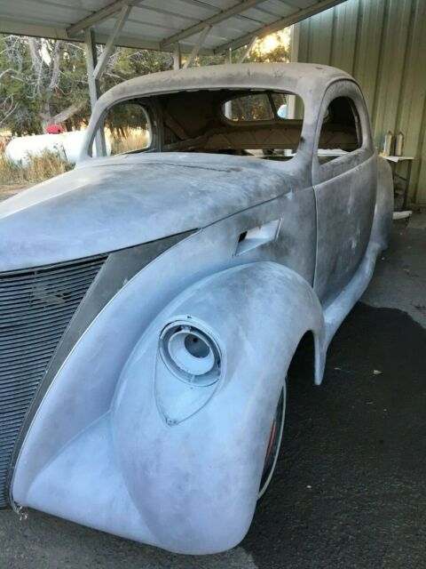 Lincoln MKZ/Zephyr 1937 image number 13