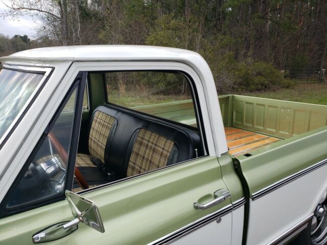 Chevrolet c10 1972 image number 14