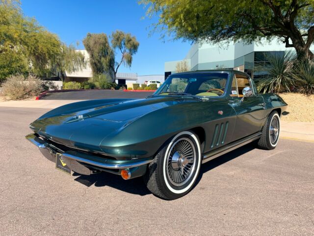 Chevrolet Corvette 1965 image number 1