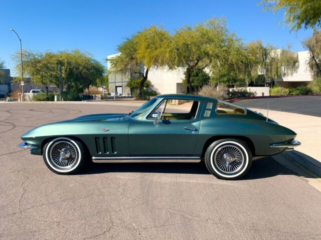 Chevrolet Corvette 1965 image number 2