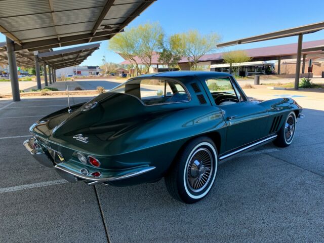 Chevrolet Corvette 1965 image number 35