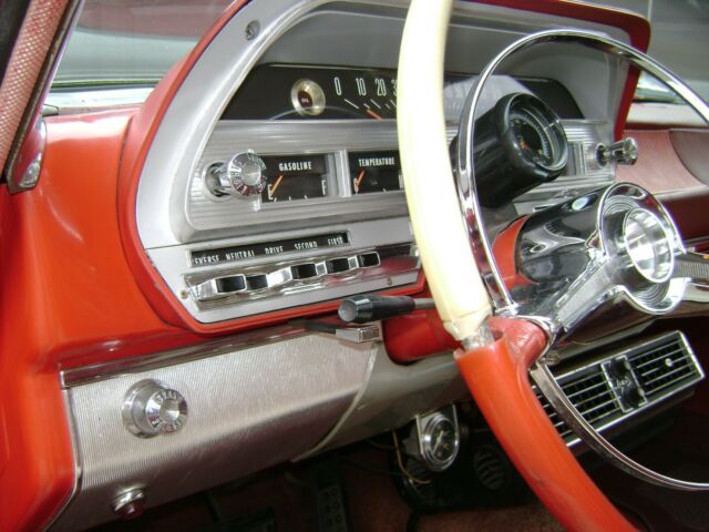 Dodge Polara 1963 image number 13