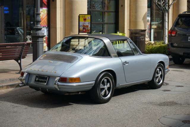 Porsche 911 1968 image number 11