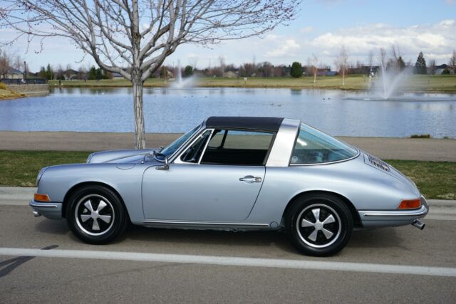 Porsche 911 1968 image number 14