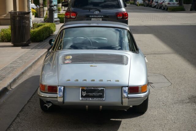 Porsche 911 1968 image number 16