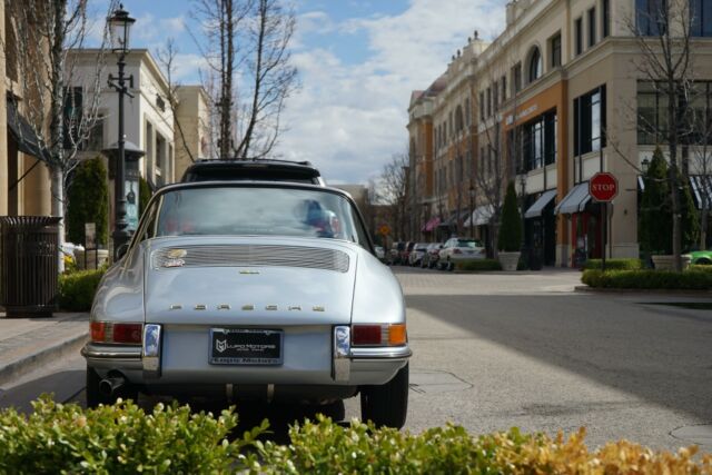 Porsche 911 1968 image number 18