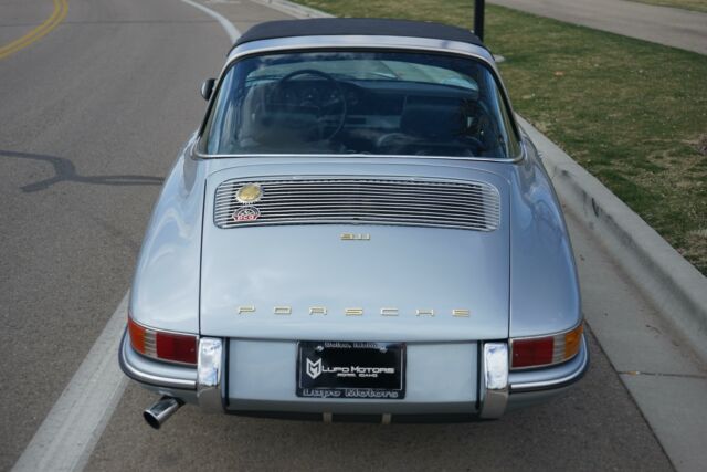 Porsche 911 1968 image number 20