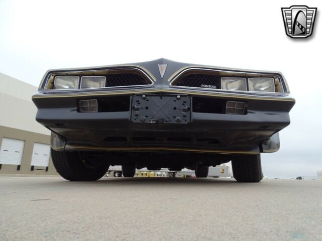 Pontiac Firebird 1978 image number 23