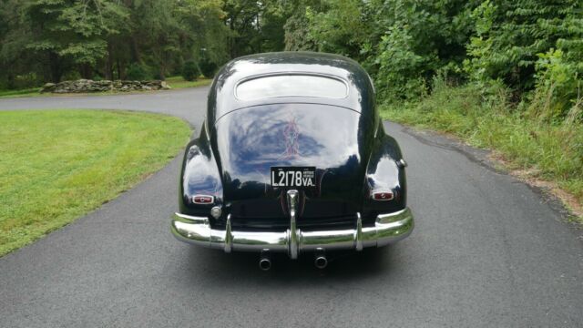 Chevrolet Fleetline 1947 image number 29