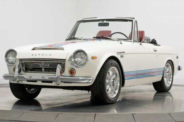 Datsun 2000 1969 image number 27