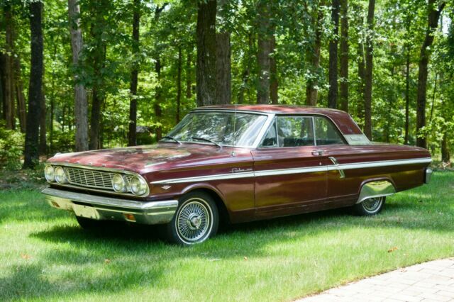 Ford Fairlane 1964 image number 0