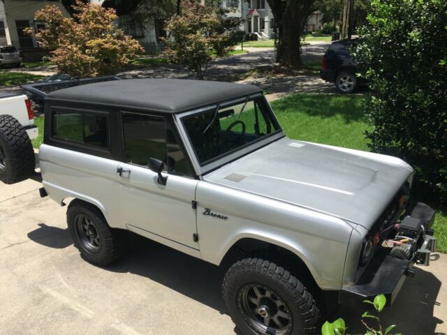 Ford Bronco 1969 image number 0