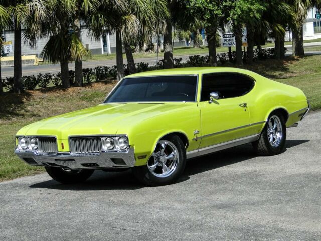 Oldsmobile Cutlass 1970 image number 25