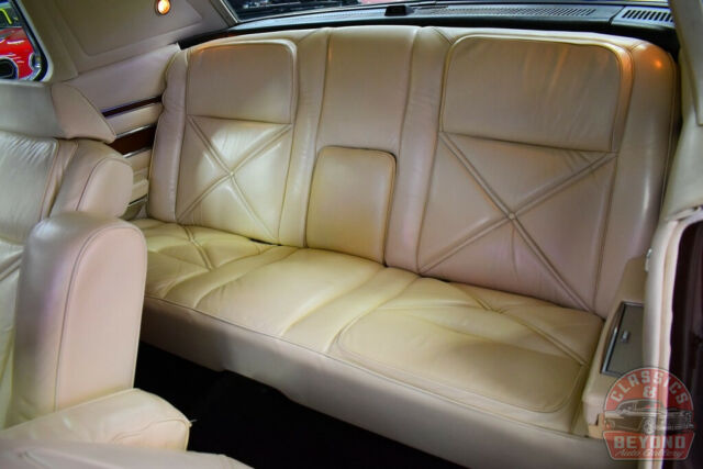 Lincoln Mark III 1971 image number 20