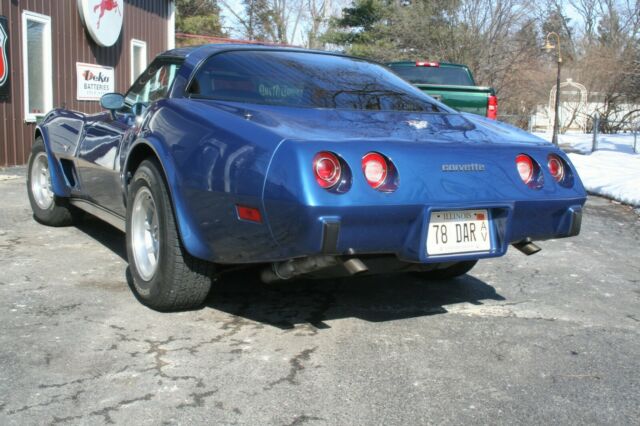 Chevrolet Corvette 1978 image number 29