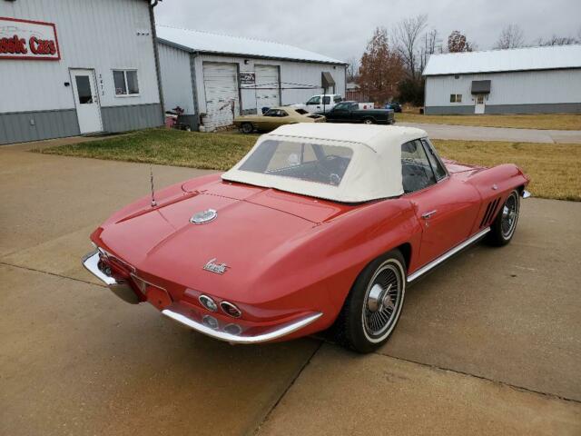 Chevrolet Corvette 1966 image number 28