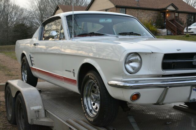 Ford Mustang 1965 image number 36