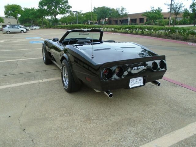 Chevrolet Corvette 1974 image number 4