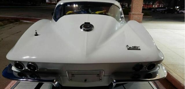 Chevrolet Corvette 1966 image number 4