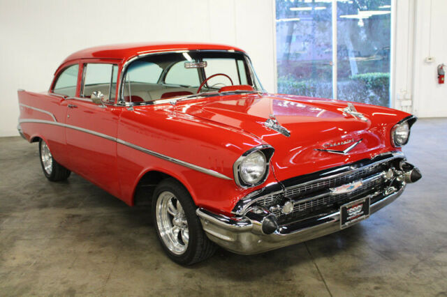 Chevrolet Bel Air/150/210 1957 image number 28