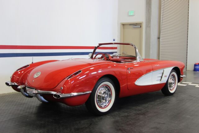 Chevrolet Corvette Fuel Injected 1960 image number 4