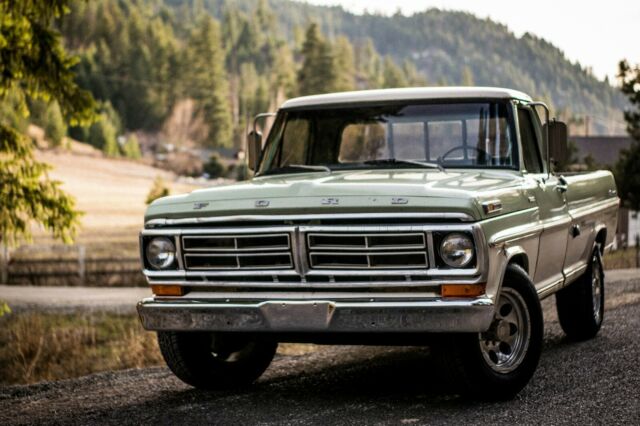 Ford F-250 1971 image number 2