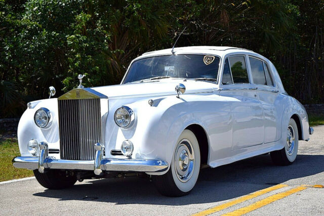 Rolls-Royce Silver Cloud 1958 image number 10