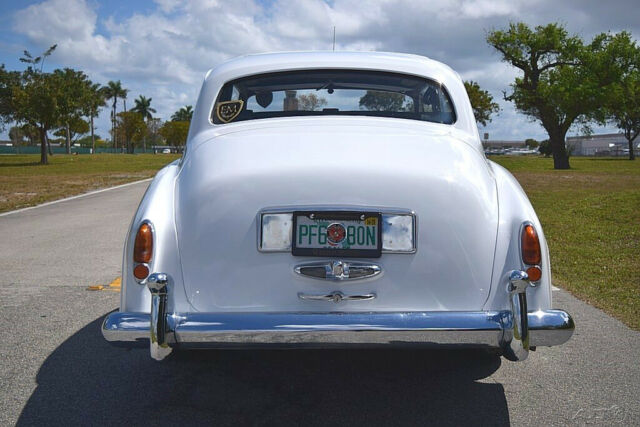 Rolls-Royce Silver Cloud 1958 image number 5