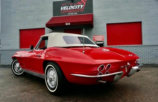 Chevrolet Corvette 1963 image number 16