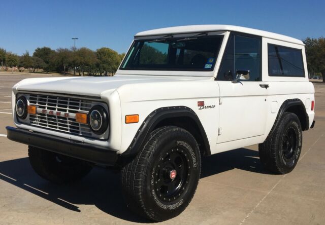 Ford Bronco 1977 image number 0